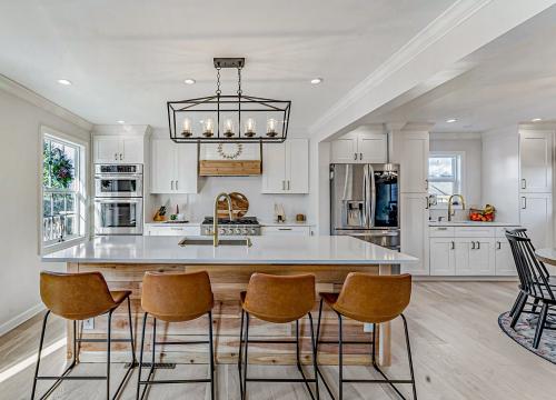 Southport White Shaker